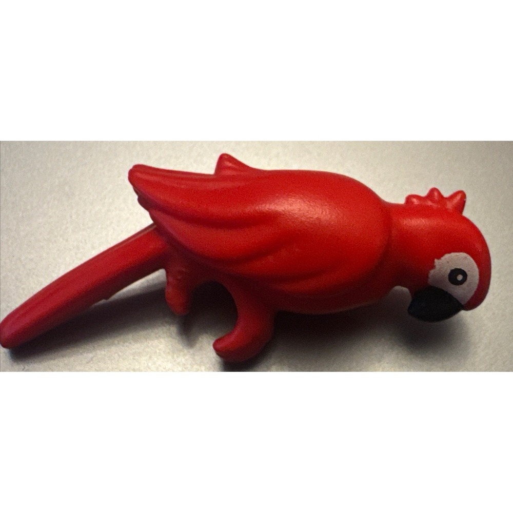 Mattel Barbie Club Chelsea The Lost Birthday Replacement Red Parrot only 2"